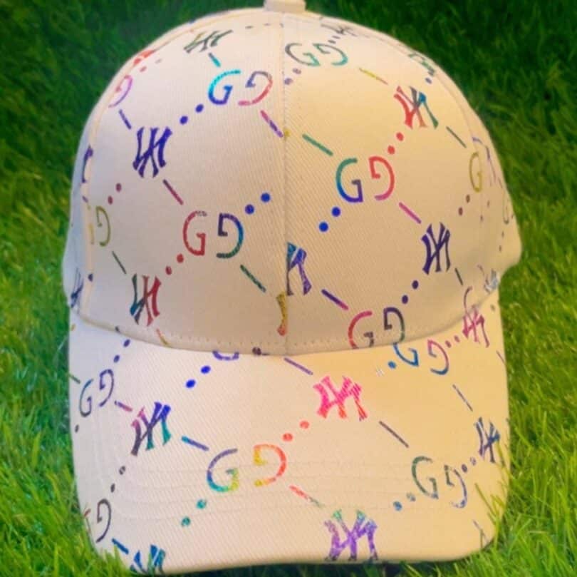 WHITE FREAKS CAP