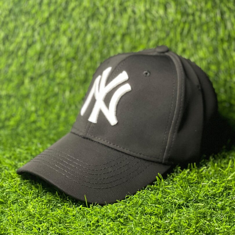 BLACK FLEXFIT NY CAP - Image 2