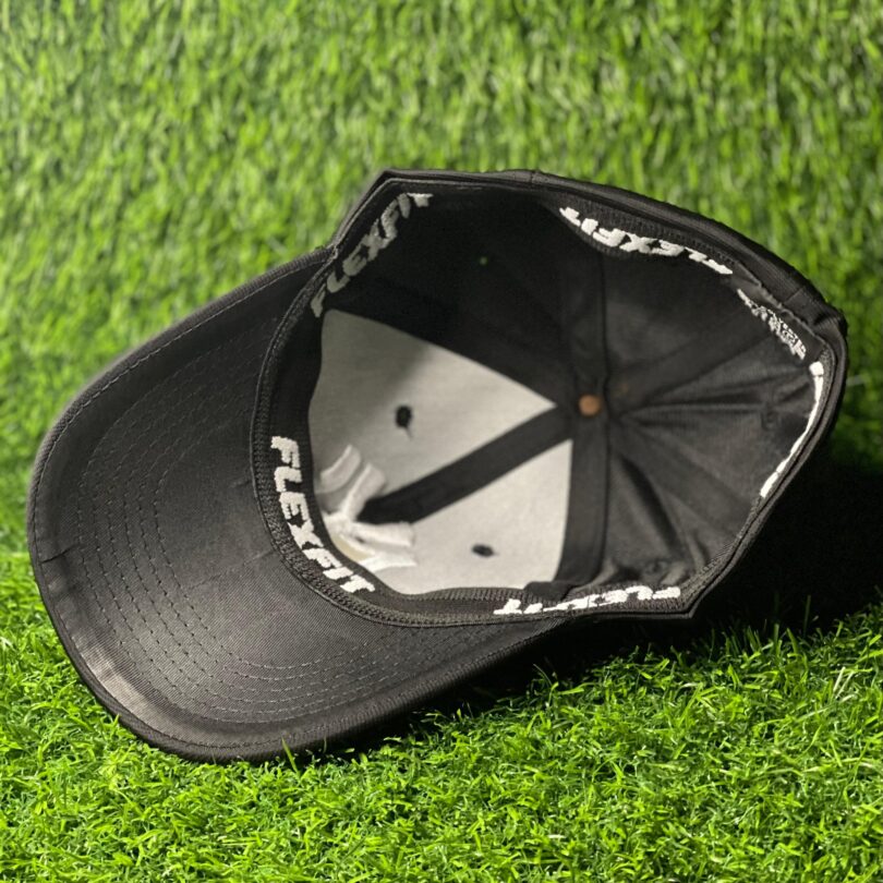 BLACK FLEXFIT NY CAP - Image 3